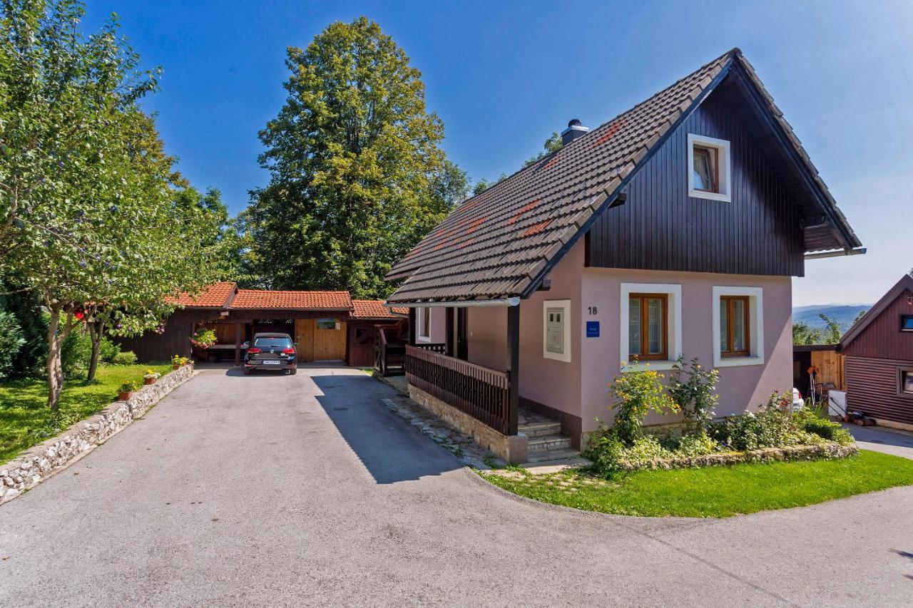 Andrea In Sertic Poljana - Haus Fuer 6 Personen Плитвицька Єзера Екстер'єр фото