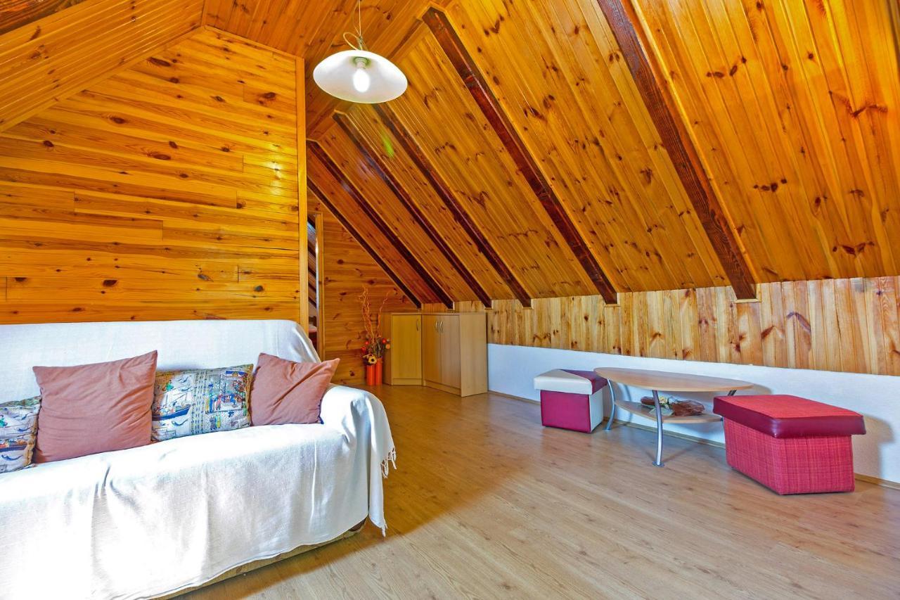 Andrea In Sertic Poljana - Haus Fuer 6 Personen Плитвицька Єзера Екстер'єр фото